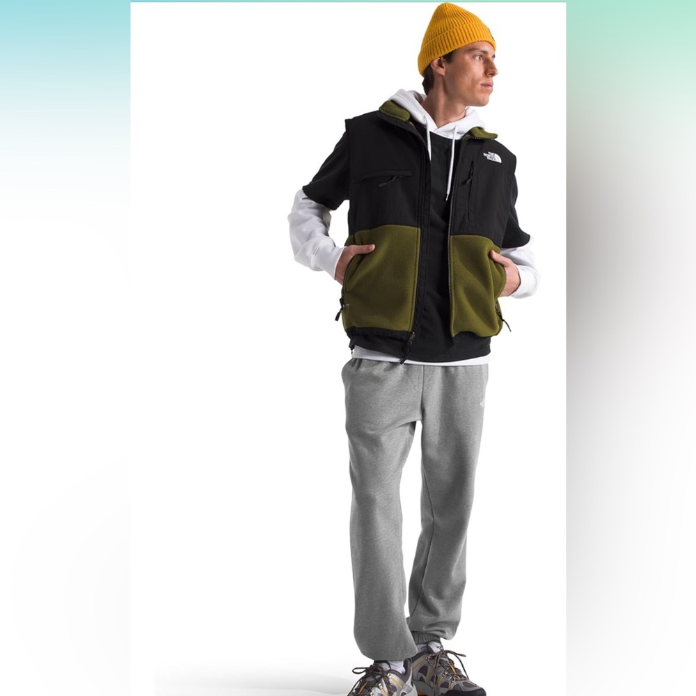 The North Face Men's Grey Sweatpants NWT